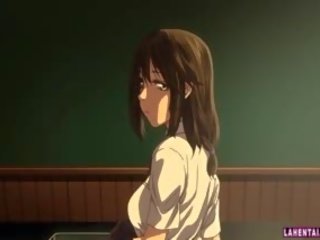 Hentai κορίτσι του σχολείου παίρνει αυτήν υγρός μουνί αντλείται βαθιά από πίσω